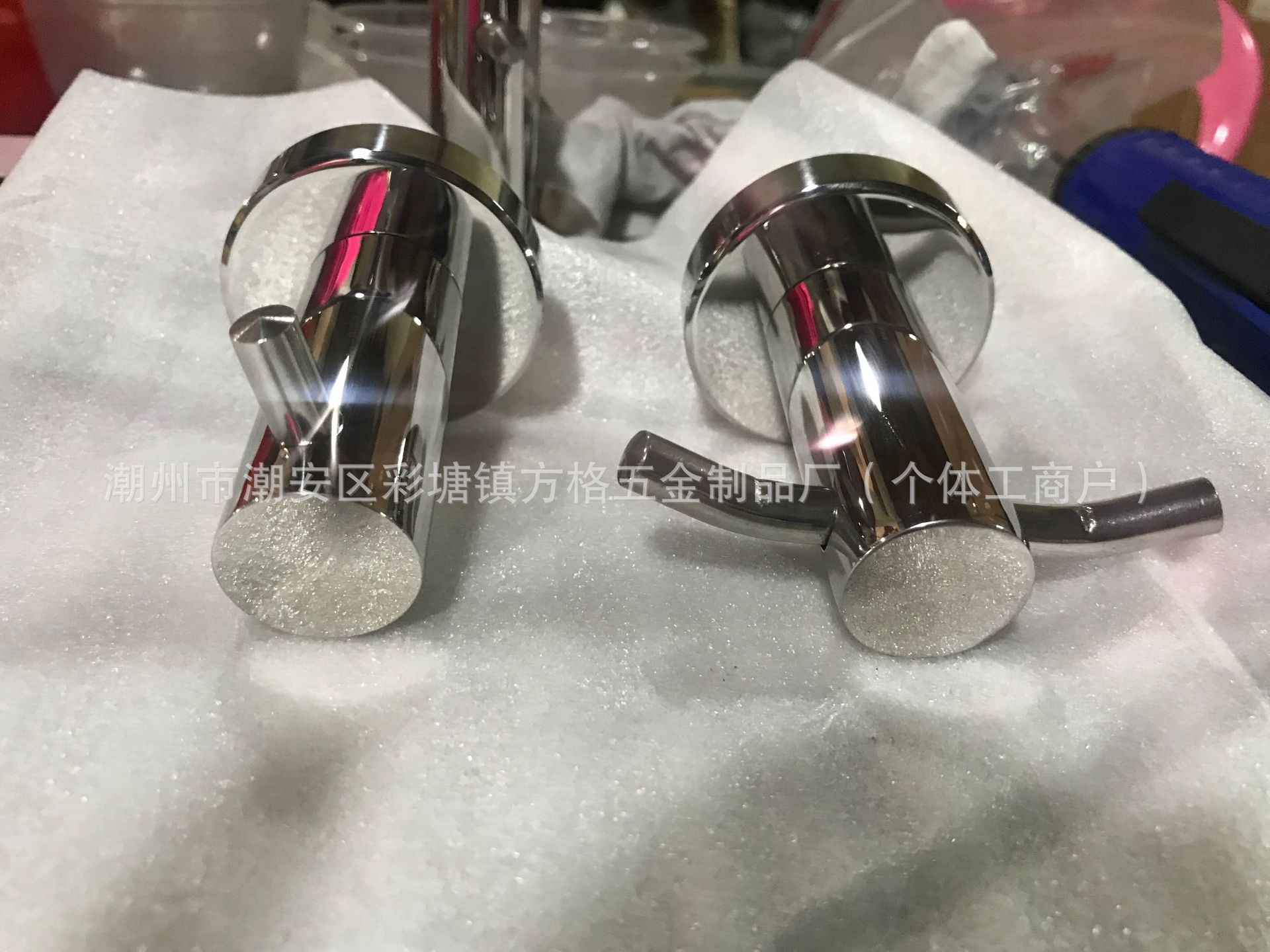 酒店工程304不锈钢卫生间单个挂钩衣服免打孔壁挂衣帽钩子挂墙详情14