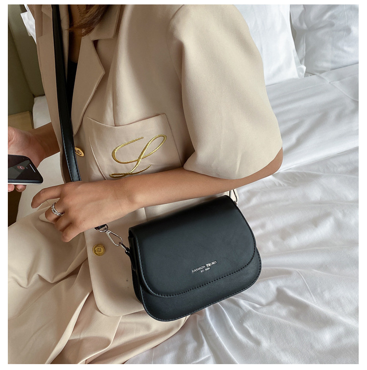 马鞍包女斜挎包包2022新款潮少女夏季简约时尚潮流洋气单肩小包女详情14