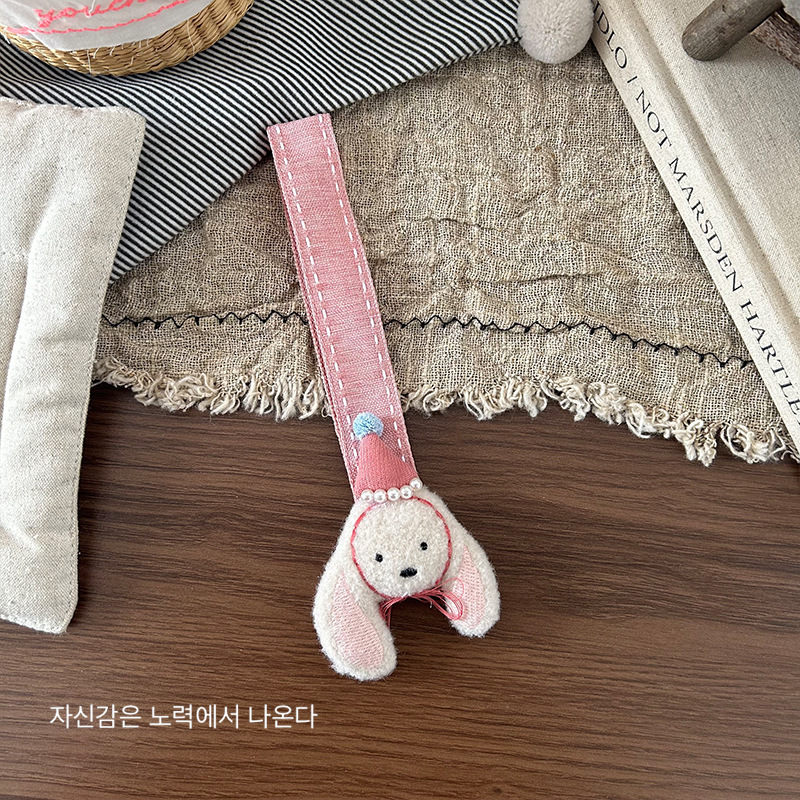 A new Korean fabric cotton-filled bear pendant, a cute and soft three-dimensional animal keychain for children, and a versatile accessory pic 8