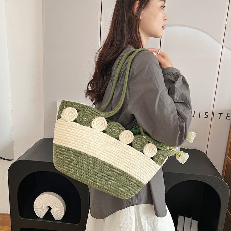 2024新款菜篮子沙滩包女士单肩腋下包韩版编织水桶包小众设计详情26