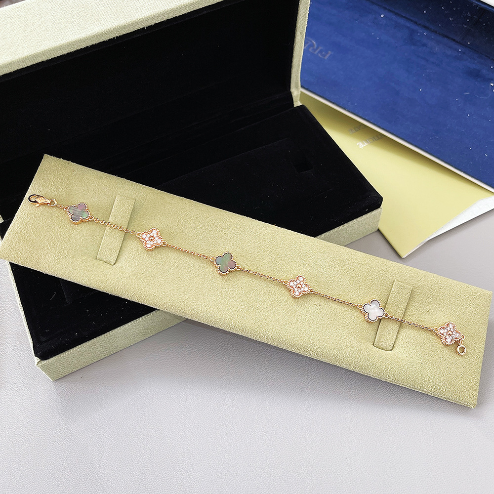 v金高版本厚镀18k金迷你五花六花四叶草手链不掉色高级感红玛瑙详情26