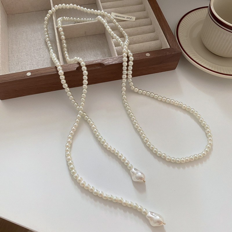 Irregular long pearl necklace, French light luxury style, sweater chain, niche simple and high-end necklace wholesale for women pic 15