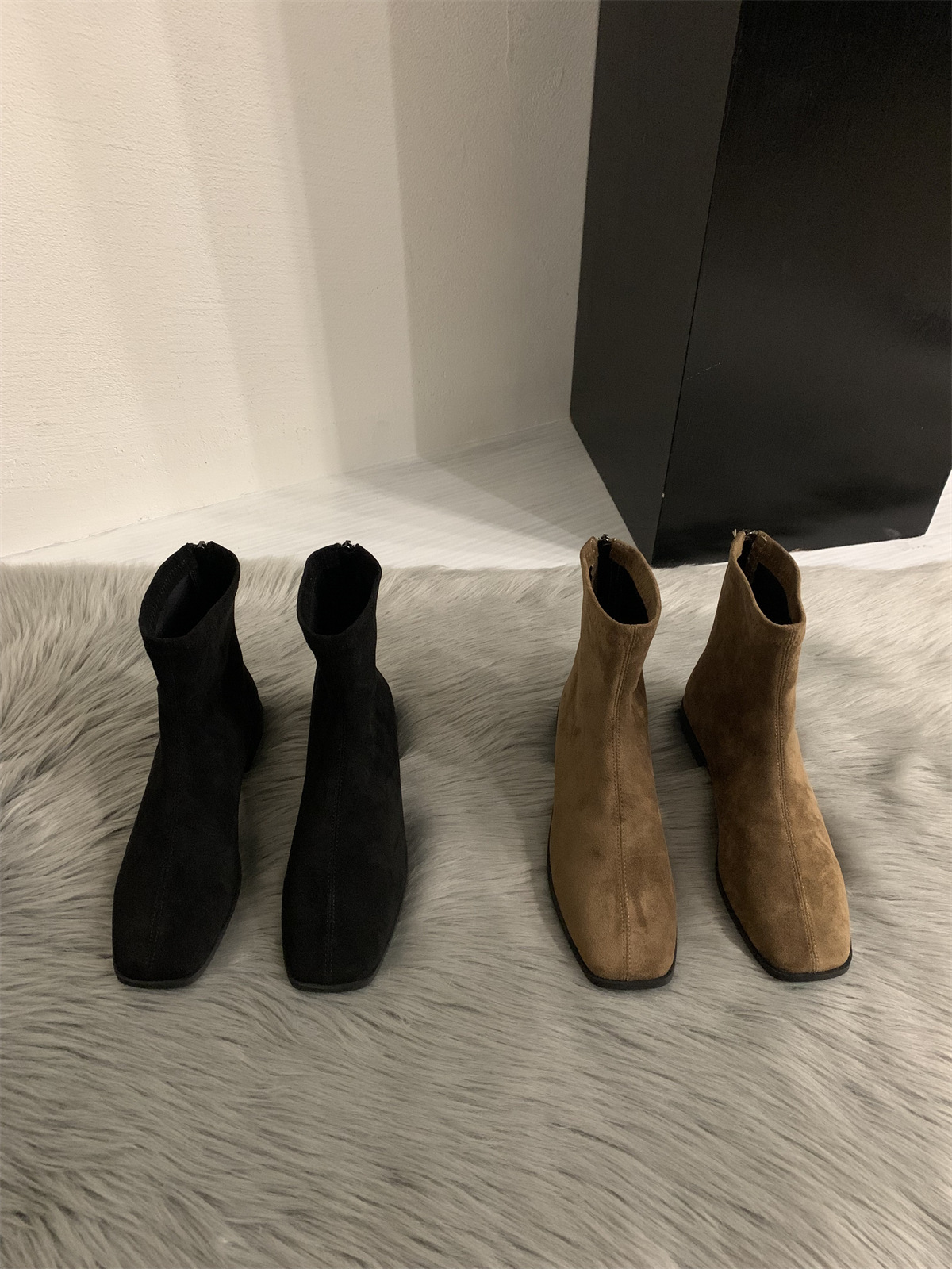 2024秋冬季新款极简软皮方头百搭低跟马丁靴女后拉链平底瘦瘦短靴详情17