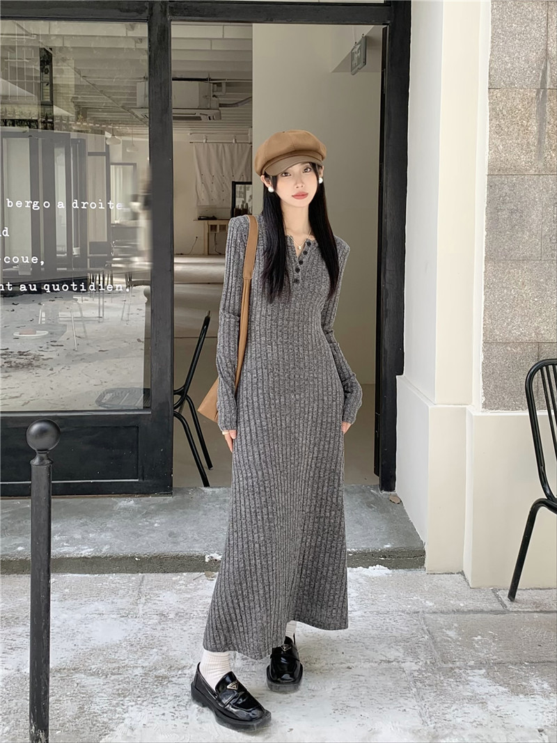 Retro, simple and versatile knitted long-sleeved dress for women, spring waist-cinching and slimming A-line dress, new autumn and winter base long dress pic 37
