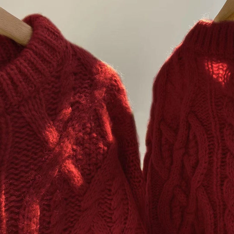 A large-sized red tweed sweater for Christmas and New Year, thick and loose for women, and a laid-back pullover sweater for autumn and winter pic 9
