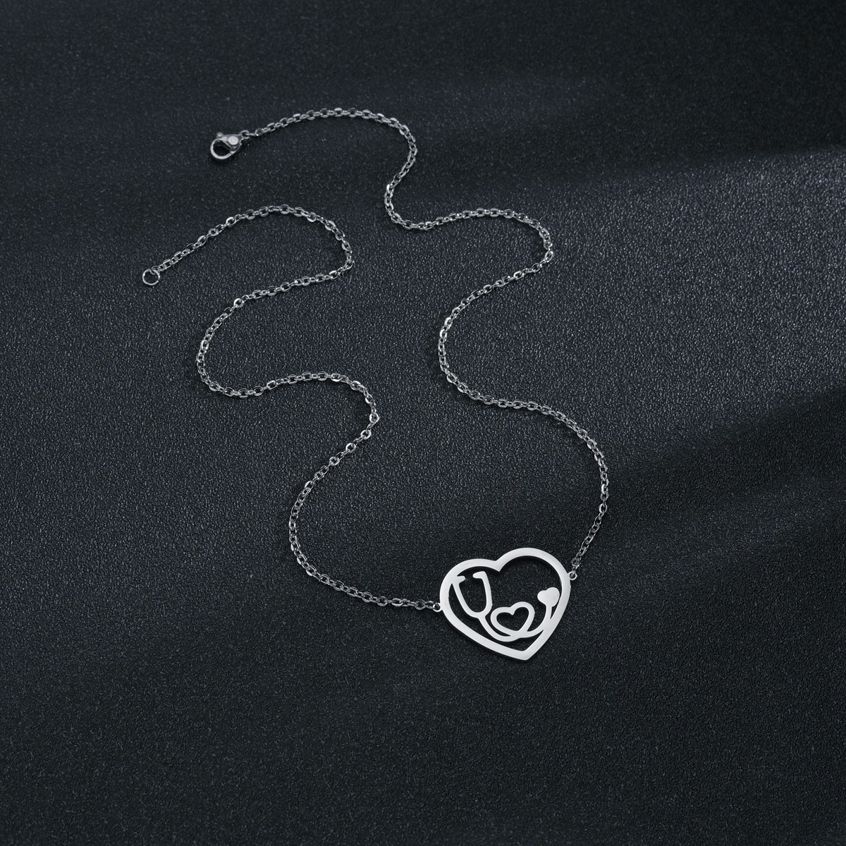 Cross-border supply: love letter necklace, titanium steel necklace, white and silver heart-shaped pendant, O-shaped chain, sweater chain pic 2