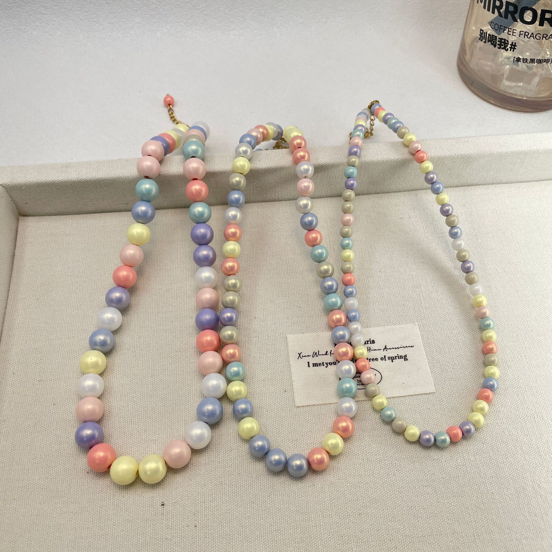 Colorful dopamine pearlescent beaded necklace, a unique design for women, candy color, sweet and high-end, vacation-style necklace pic 6