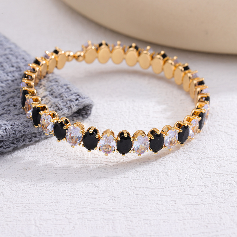 欧美跨境新款高保白色锆石手镯时尚百搭椭圆满钻手链饰品厂家批发详情3