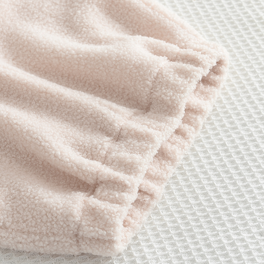 秋冬季temu新款韩版女童简约套装字母羊羔绒高领外套长裤两件套详情9