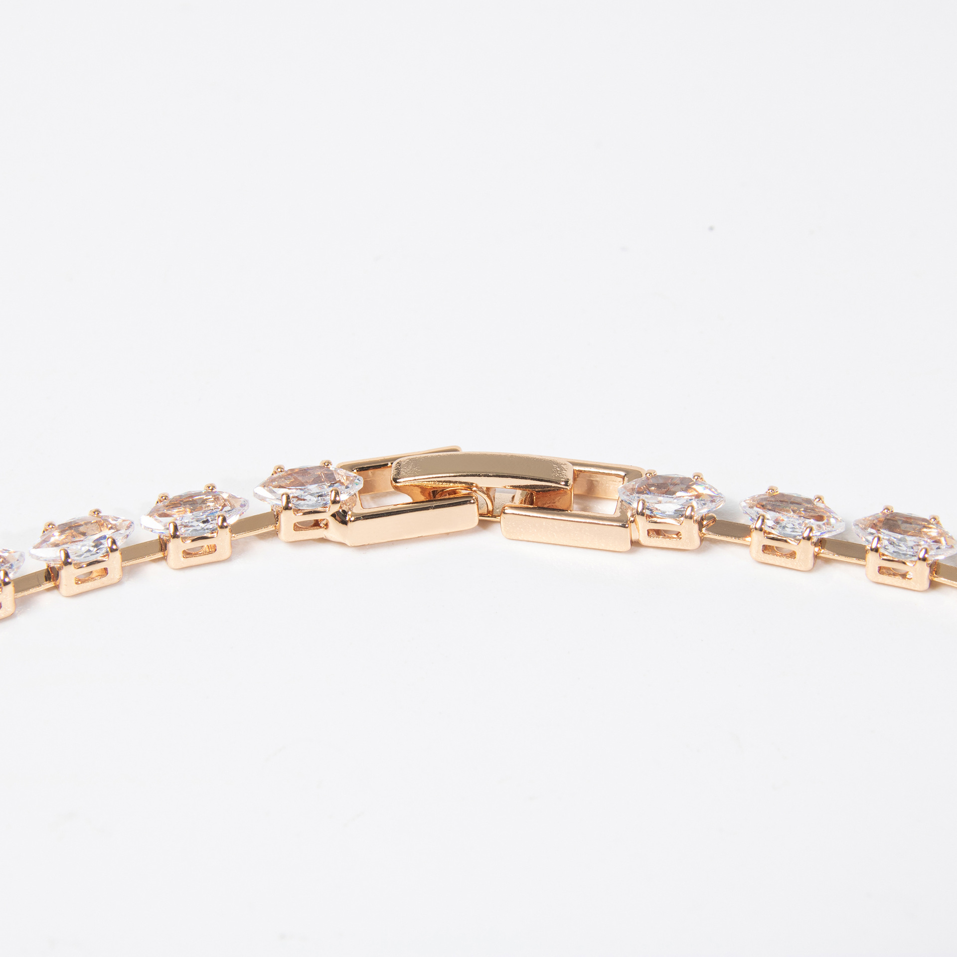Shaking yin influencers en vivo estilo burst pequeño cubic circonitas doble cadena de claviculas apilado cubic accesorios de alta calidad collar al por mayor LYTJ30492 gutisa joyería vestido de fiesta accesorios pic 13