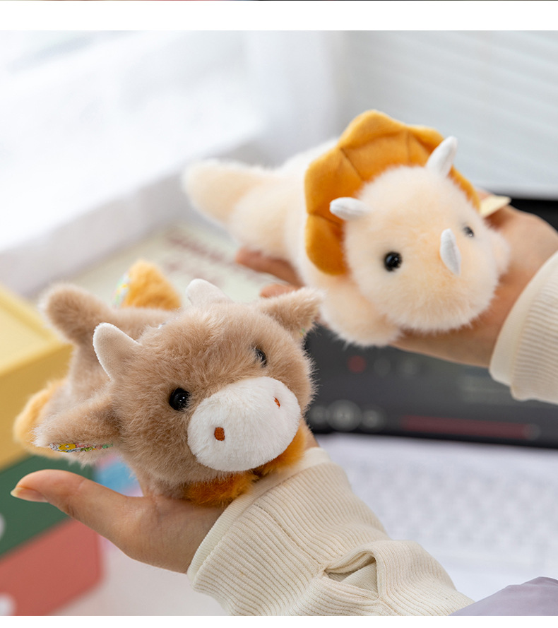 Wholesale and customized plush toys of trendy toys, animal dolls and plush toys pic 12