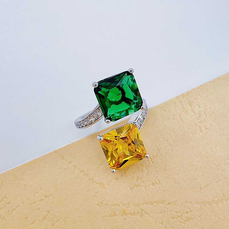 柏伶饰品新款女式节约戒指时尚祖母绿轻奢指戒小众双拼色开口戒指详情14