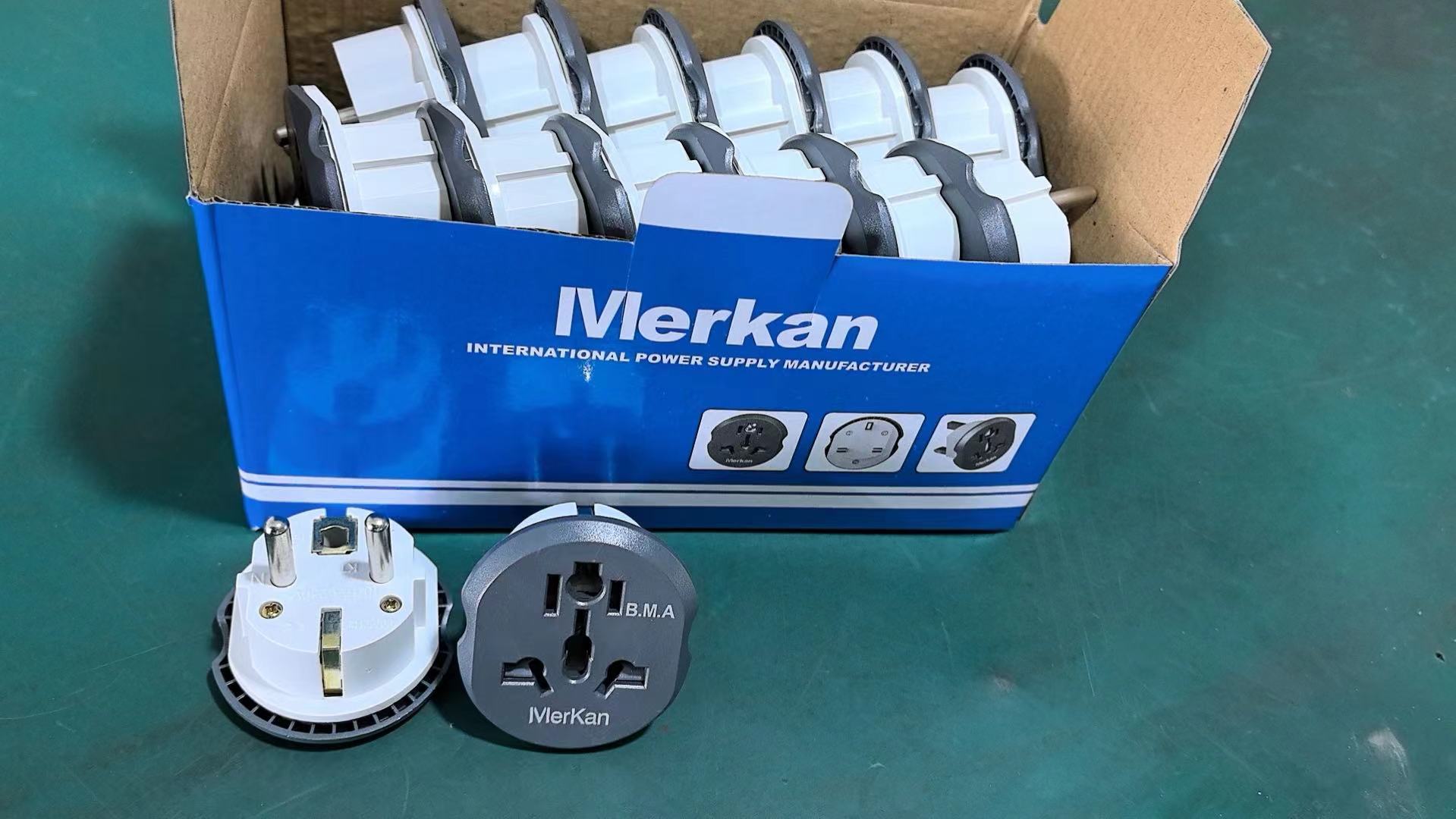 Plug605 household industrial adapter plug, European standard, European specification, British specification, German multi-functional universal Merkan pic 1