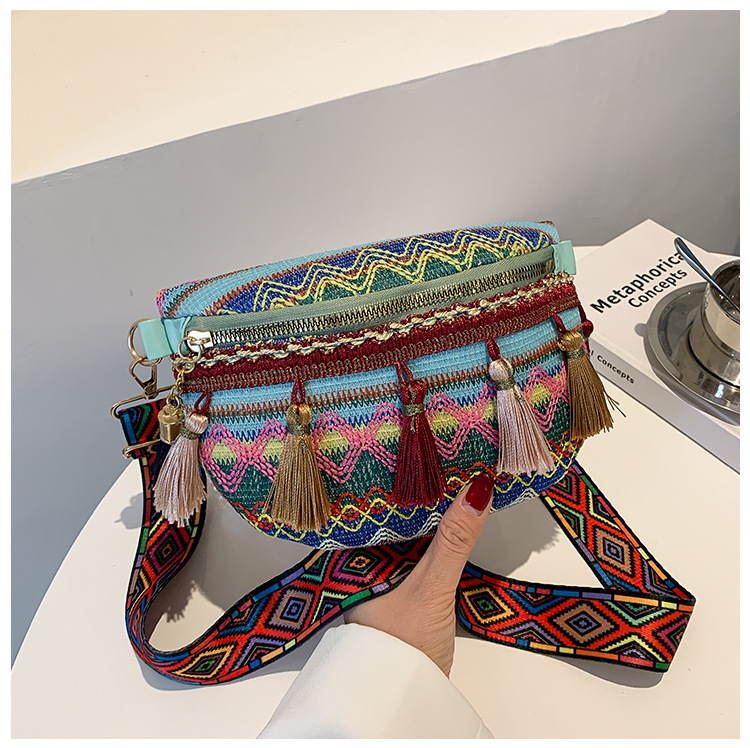 国潮民族风撞色流苏包包女新款编织个性复古彩带腰包斜挎详情34