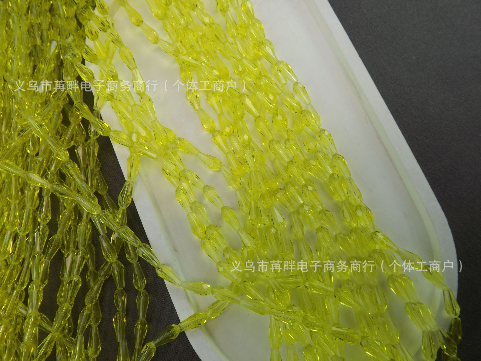 4mm*9mm长水滴人鱼泪晶晶diy水晶饰品配件玻璃珠子长水滴晶晶配件详情48