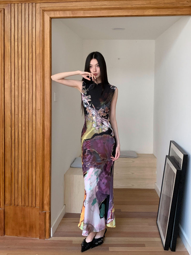 New Chinese-style two-piece contrasting color cheongsam dress for women with printed fishtail vest pic 7