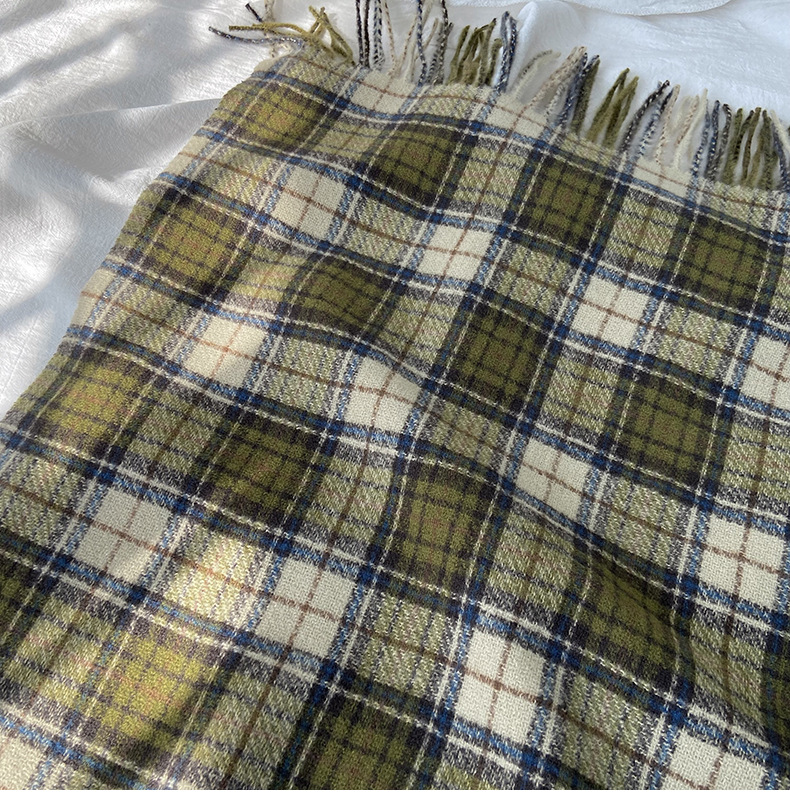 一件代发格子围巾女秋冬学生新款围脖韩系流苏高级氛围感保暖情侣百搭披肩地摊批发详情7