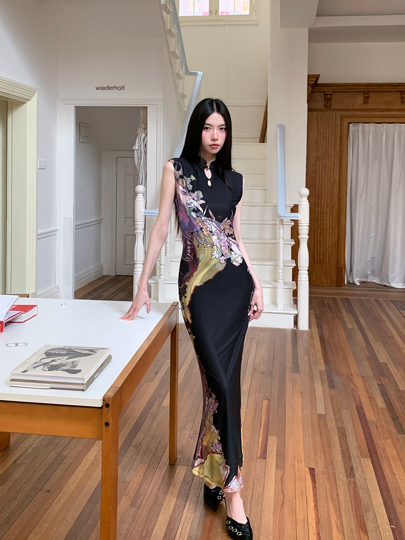 New Chinese-style two-piece contrasting color cheongsam dress for women with printed fishtail vest pic 2