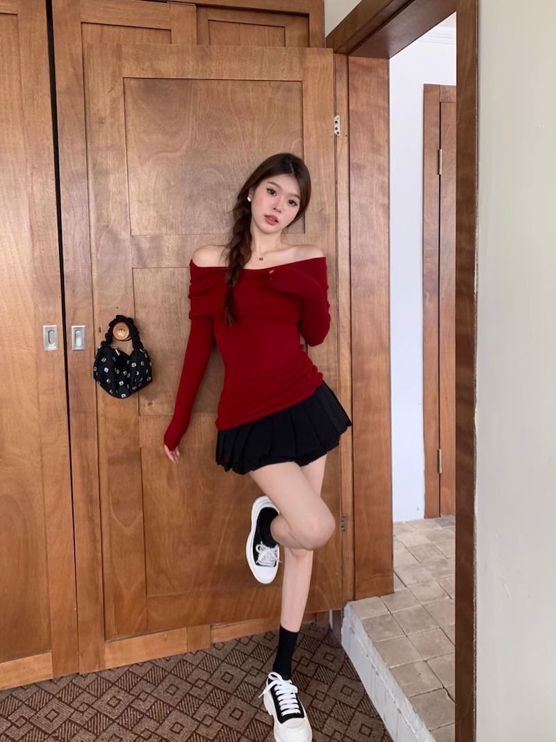 露肩一字肩上衣针织衫女秋装新款修身长袖红色漏肩黑色一字领毛衣详情10