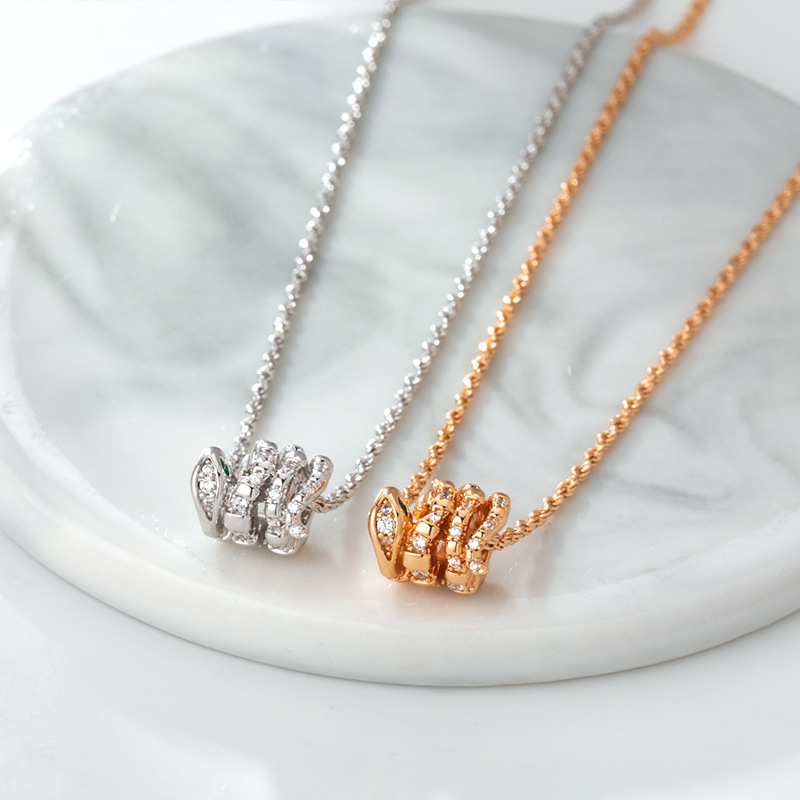 柏伶满钻灵蛇项链女式轻奢铜合金镀玫瑰金蛇骨灵蛇锁骨链潮流饰品详情11