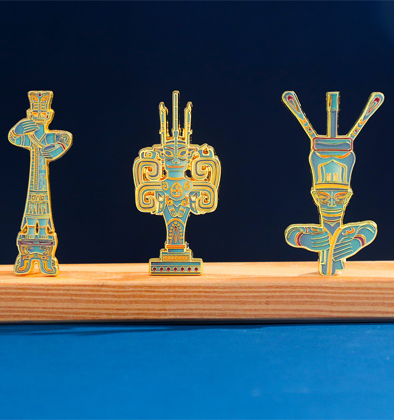 Sanxingdui Cultural and creative decorative items, new refrigerator stickers, souvenirs, magnetic stickers, bronze standing figures, New Year decorative gifts pic 15