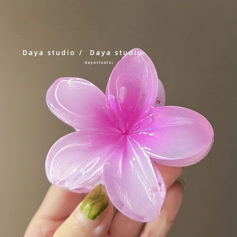 欧美跨境彩色鸡蛋花发夹花朵抓夹复古女士侧抓半抓后脑勺鲨鱼夹详情11