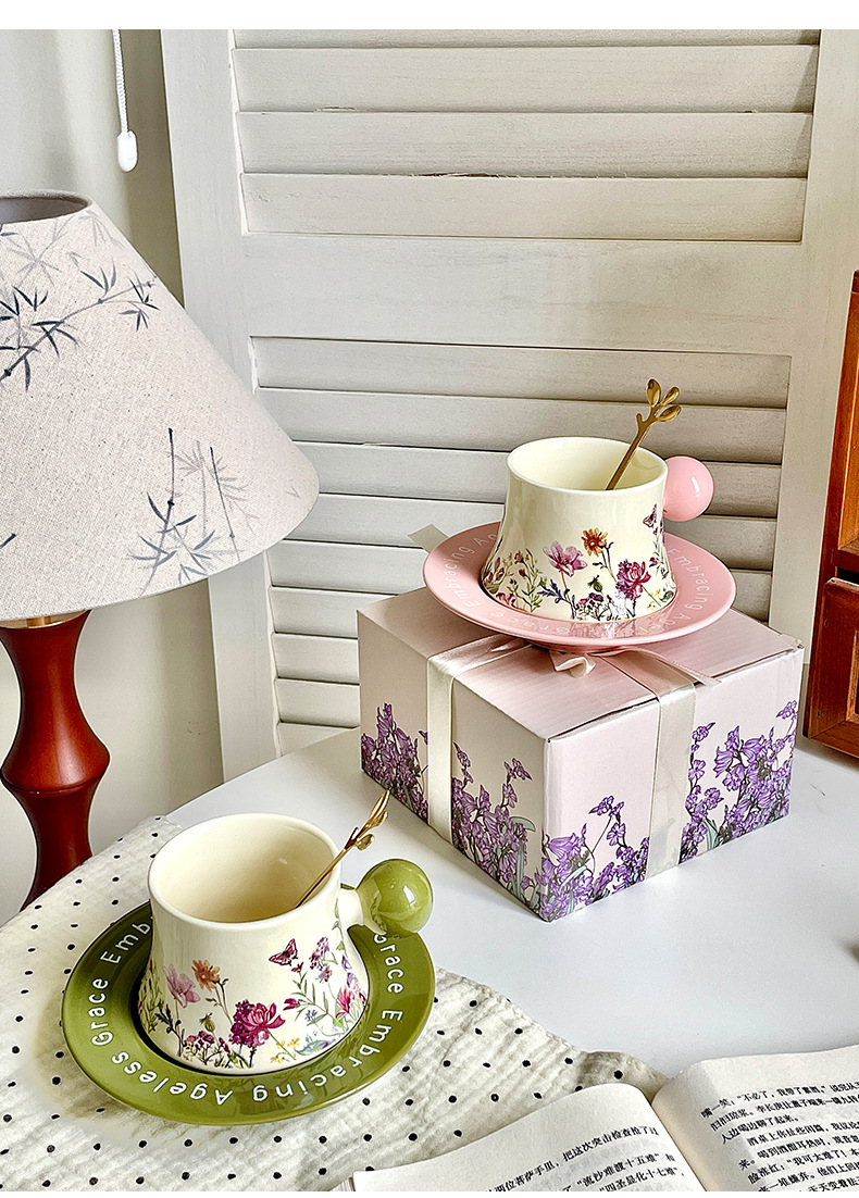 High-quality ceramic coffee cup and saucer set gift box, high-end and exquisite underglaze color afternoon tea cup as a souvenir pic 8