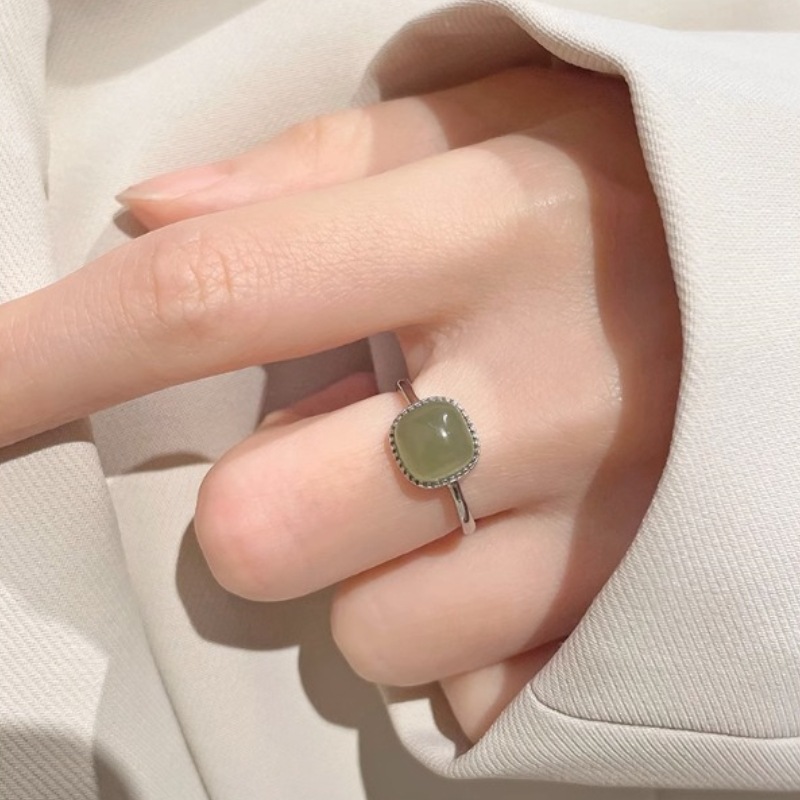 小红书同款简约和田玉小方糖戒指女白玉玉石指环小众设计感新款详情5