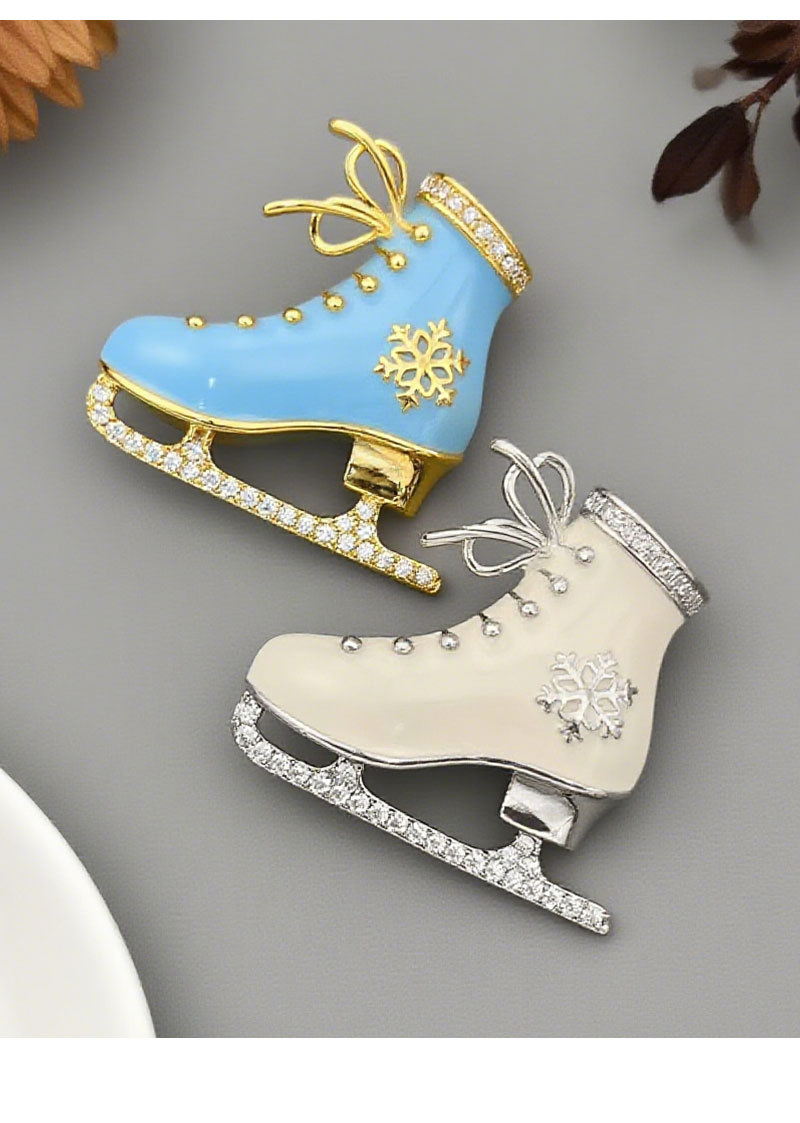 Romantic and fresh blue enamel ice skates brooch, fashionable, light luxury and elegant clothing accessories, exquisite and best-selling brooch pic 13