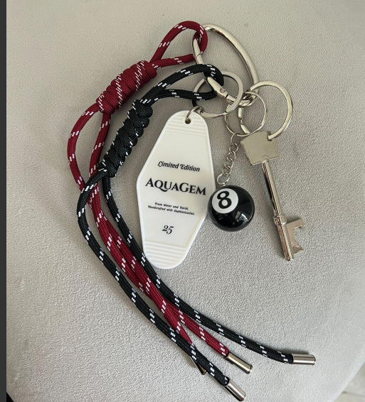 Miu series bag pendants, Dachshund figurine pendants, schoolbags, car lanyards, high-end keychains, baseball accessories pic 14