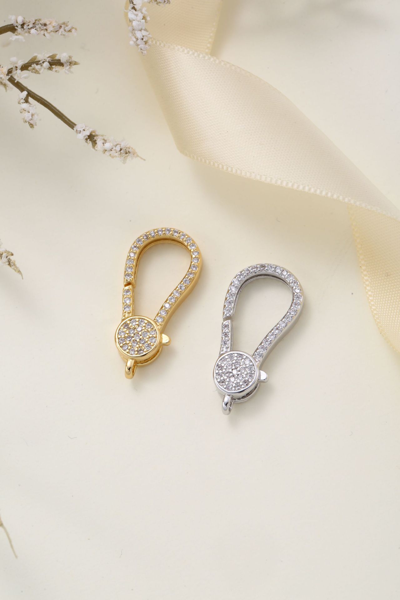 High-quality diamond-encrusted, high-grade brass cast special-shaped lobster pendant, necklace pendant, clothing pendant, 18K color retention pic 9