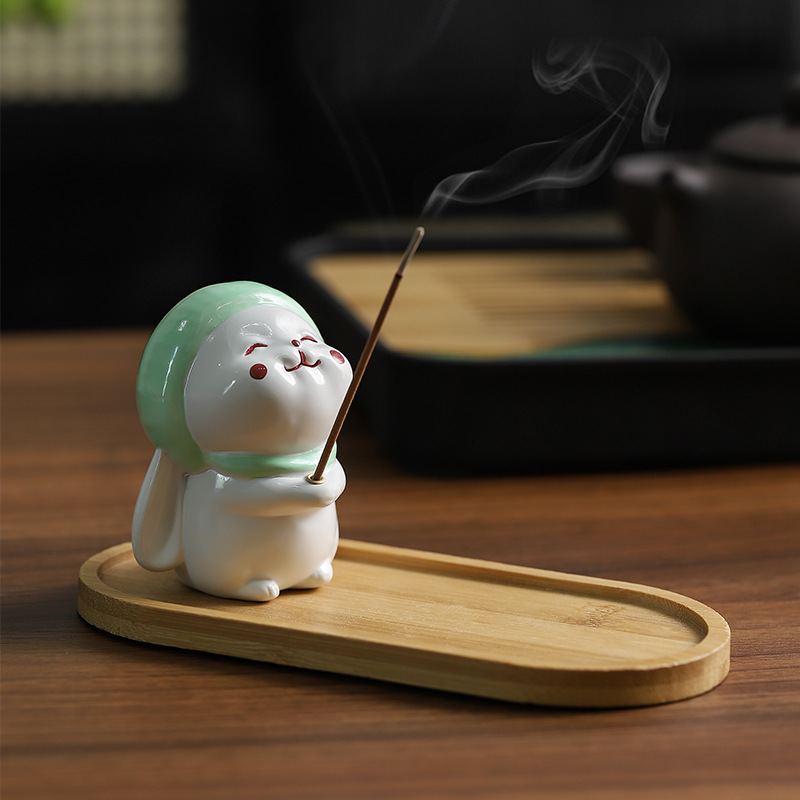 可爱小兔子树脂香薰炉摆件软萌治愈茶宠礼品家用室内线香插檀香炉详情6