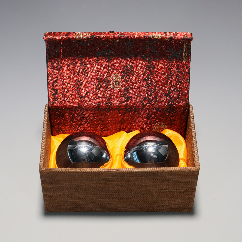 Bulk gift box of Baoding iron balls, chrome-plated solid hollow ringtone, hand-spun massage fitness balls for the elderly pic 13