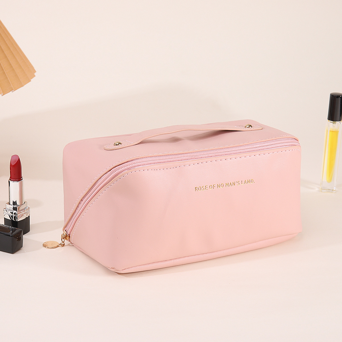 pu时尚便捷化妆包旅行收纳包大容量洗漱包手提高颜值枕头化妆包详情14
