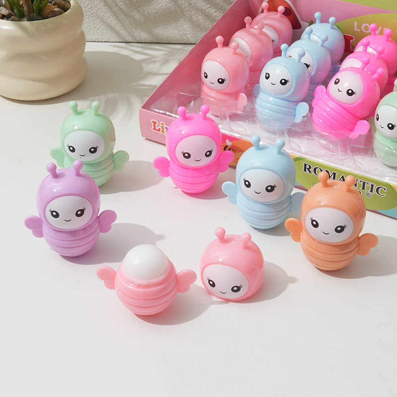 跨境外贸出口保湿滋润唇膏 创意宇航员学生卡通补水不脱色润唇膏详情4