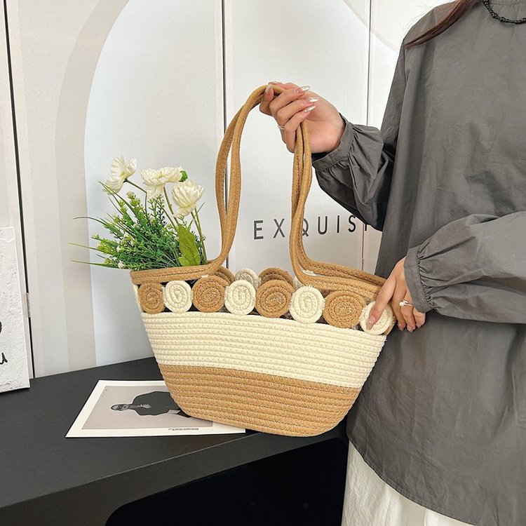 2024新款菜篮子沙滩包女士单肩腋下包韩版编织水桶包小众设计详情17