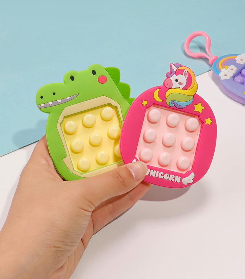 New cartoon stress-relieving toys, keychains, bags, pendants, mazes, puzzle toys, and wholesale stress-relieving toys pic 13