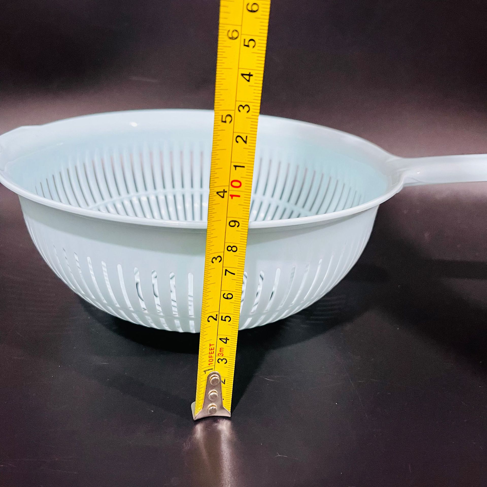 【 Zone 3-13 】 Thickened long-handled draining basket 10/ bundle 360/ piece Thickened long-handled draining basket Vegetable draining basket Handle portable kitchen draining basket 1 yuan 2 yuan wholesale pic 1