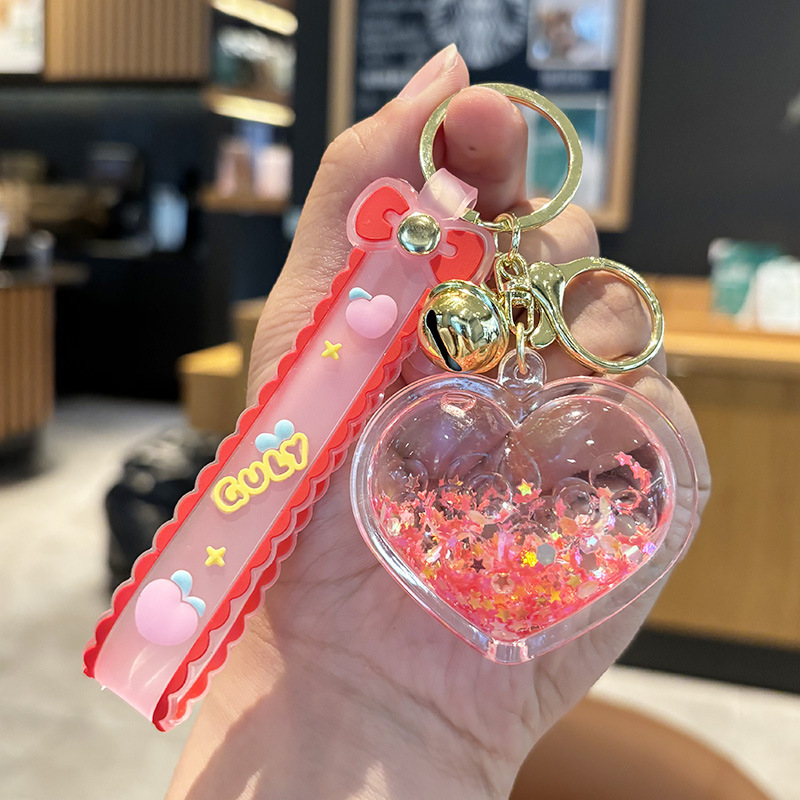 创意亚克力可爱爱心钥匙扣液体入油流沙钥匙链汽车挂件挂饰批发详情5