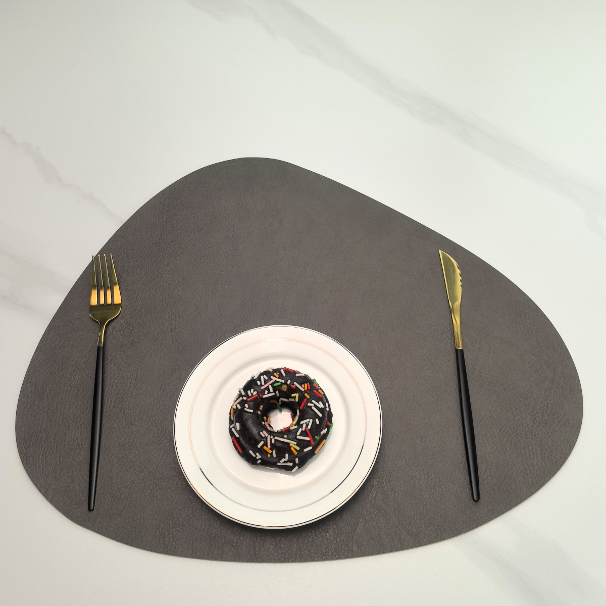 酒店饭店西餐厅复古牛皮纹皮革餐垫隔热防烫防水防油可水洗餐桌垫详情20