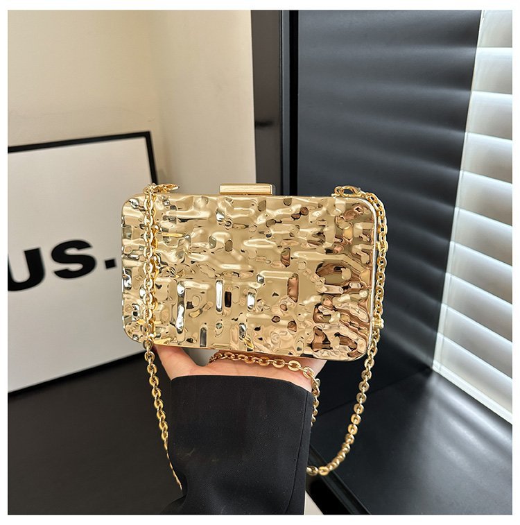 晚宴包金属2024夏季新款盒子女包链条单肩斜挎包褶皱跨镜女手机包详情25