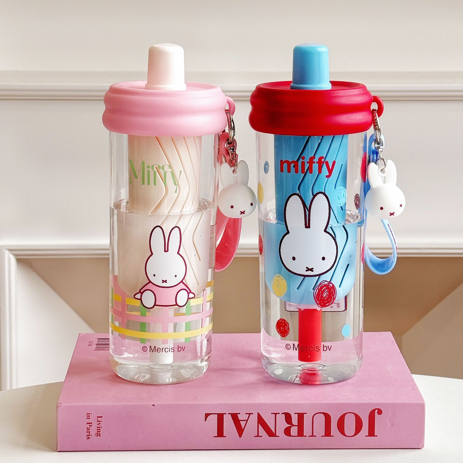 The new Miffy Rabbit plastic straw cup, cartoon tritan water cup, student high appearance level, tea-water separation dual-drinking cup pic 2