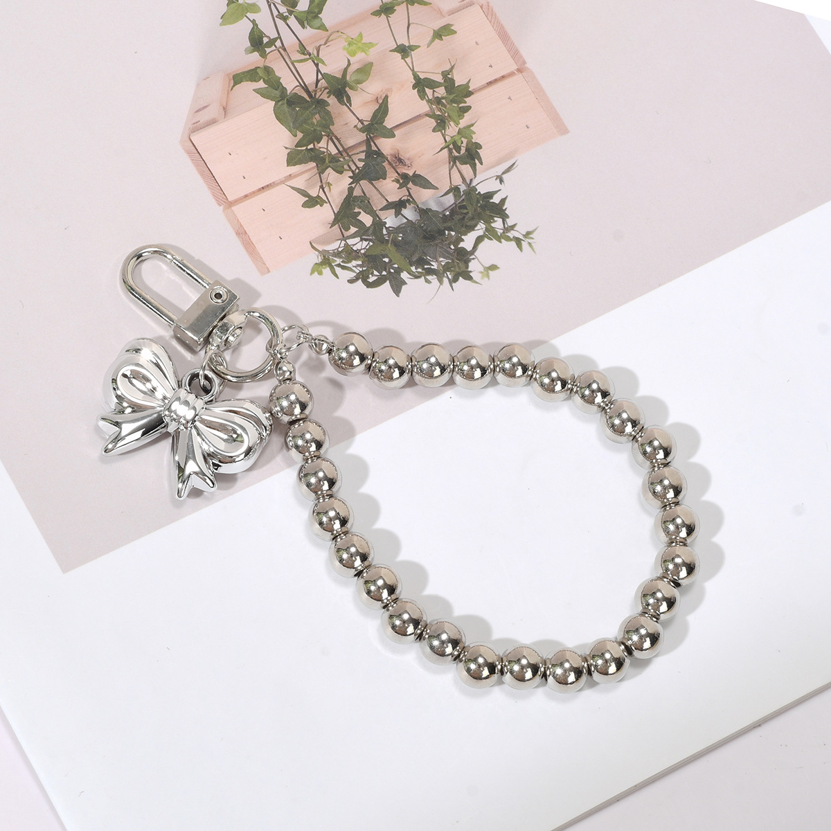 银色珠链挂件小众设计简约爱心吊坠钥匙扣包包挂件工厂批发钥匙链详情3