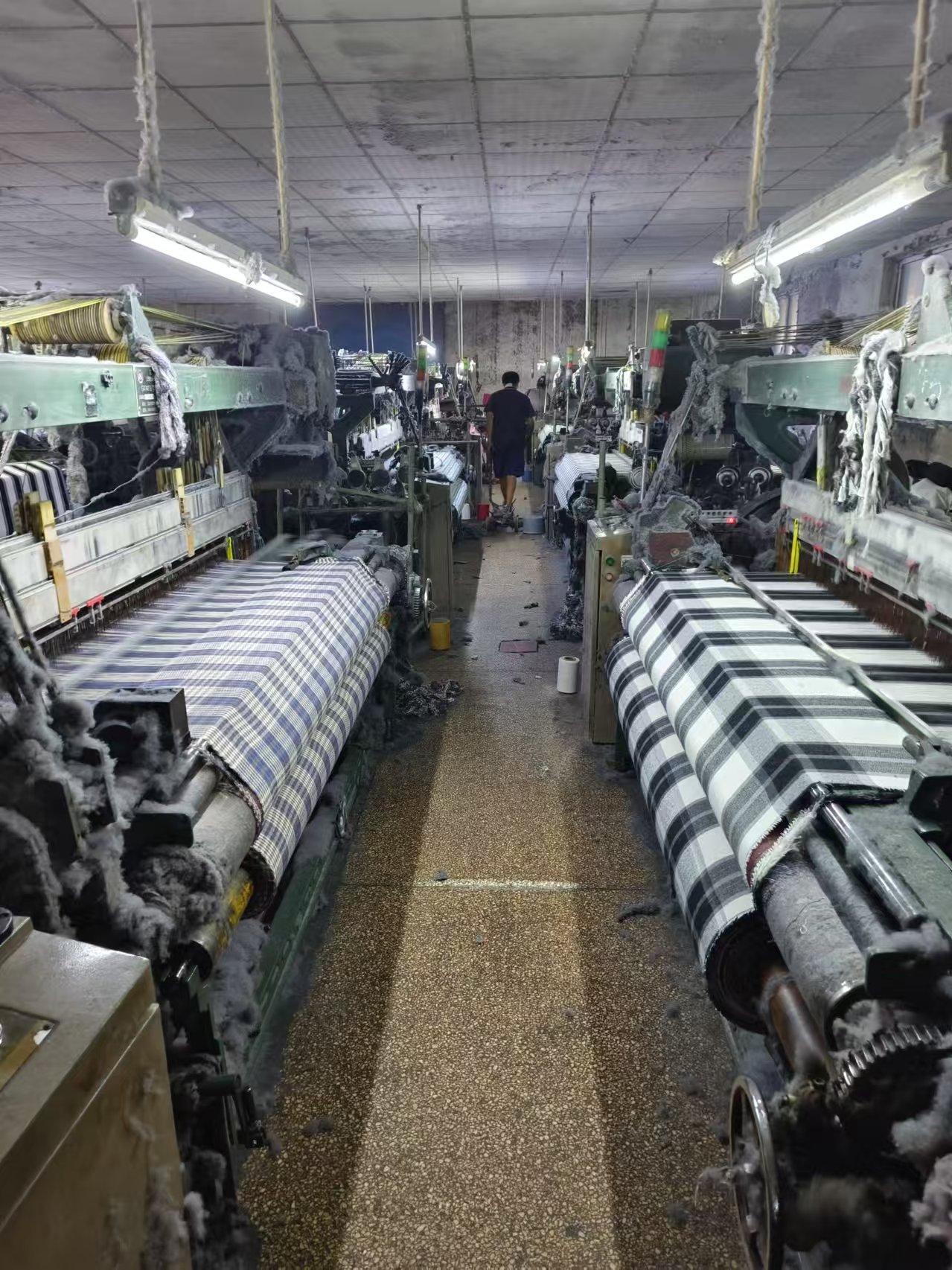 色织格子磨毛布格子衬衫格子裤面料春秋款时装台布工艺品面料详情2