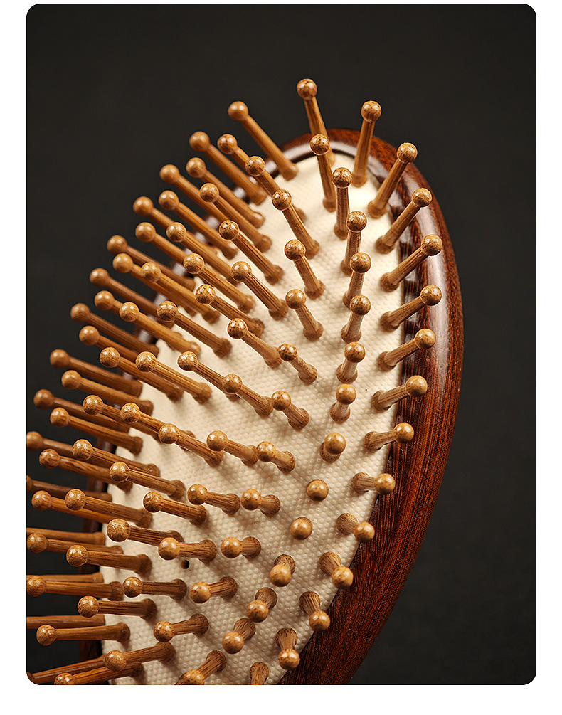 檀木氣墊梳子大號(hào)女士家用頭皮經(jīng)絡(luò)按摩梳便攜木梳金絲檀木梳子詳情13