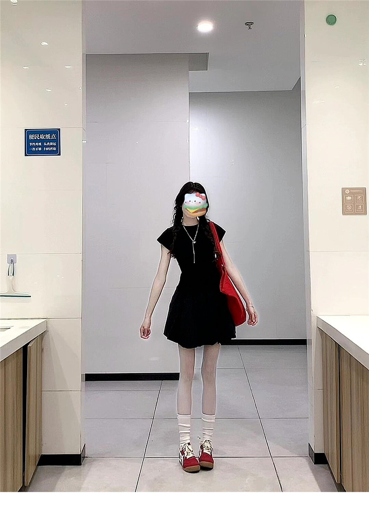 新中式黑色无袖连衣裙子女夏装搭配简约一整套年新款套装短裙详情5