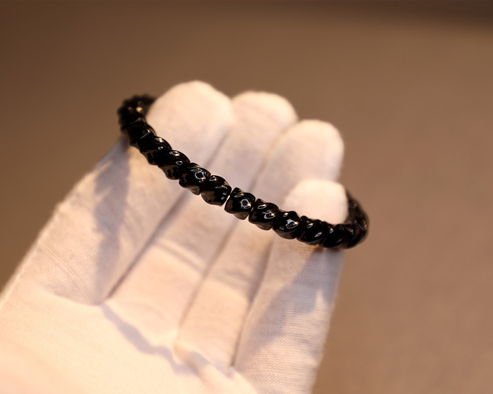 7*6mm premium Indonesian black gold coconut shell twisted bracelet, 108 handcrafted coconut shell bucket beads and Buddhist prayer beads pic 4