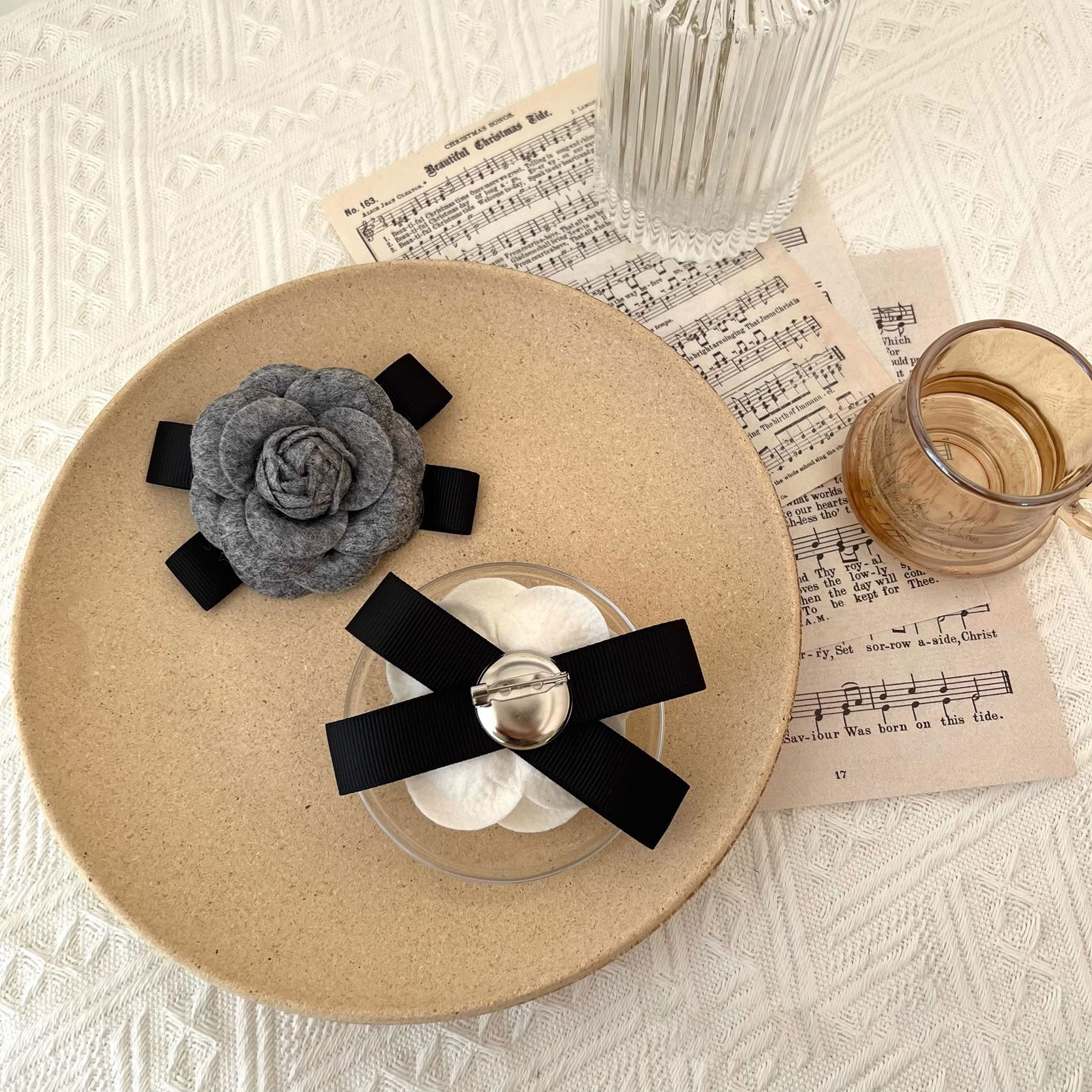 Little fragrant camellia bow brooch, colorful three-dimensional flower pin, woolen coat accessory, bow tie grey pic 3