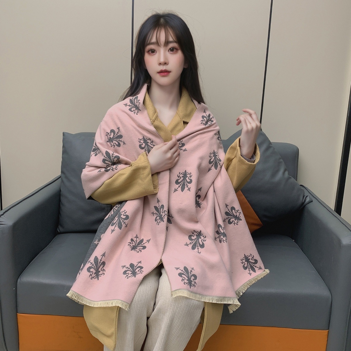 围巾女冬季欧美风格佛罗伦萨鸢尾花披肩加厚百搭双面保暖围脖保暖详情45