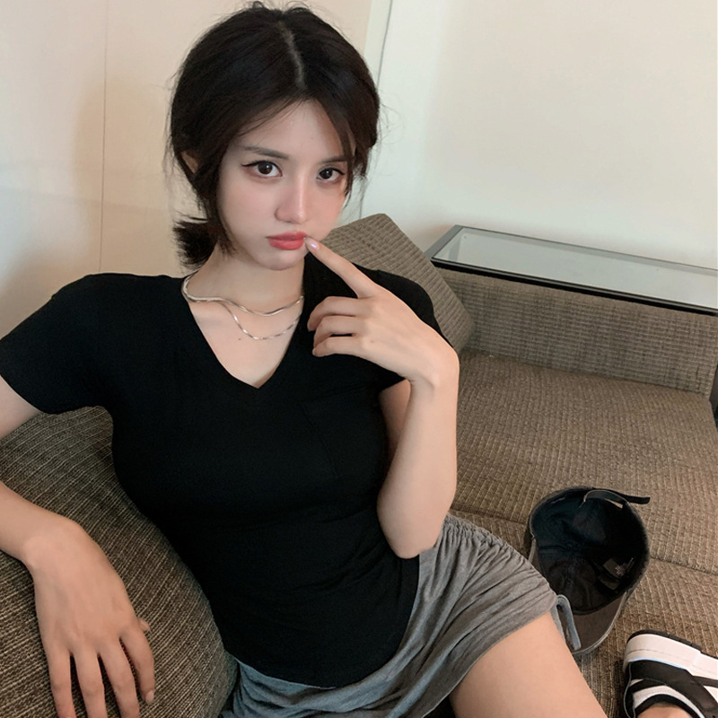 T恤女2024夏季新款v领设计感内搭打底衫不规则辣妹欲风短袖上衣详情23
